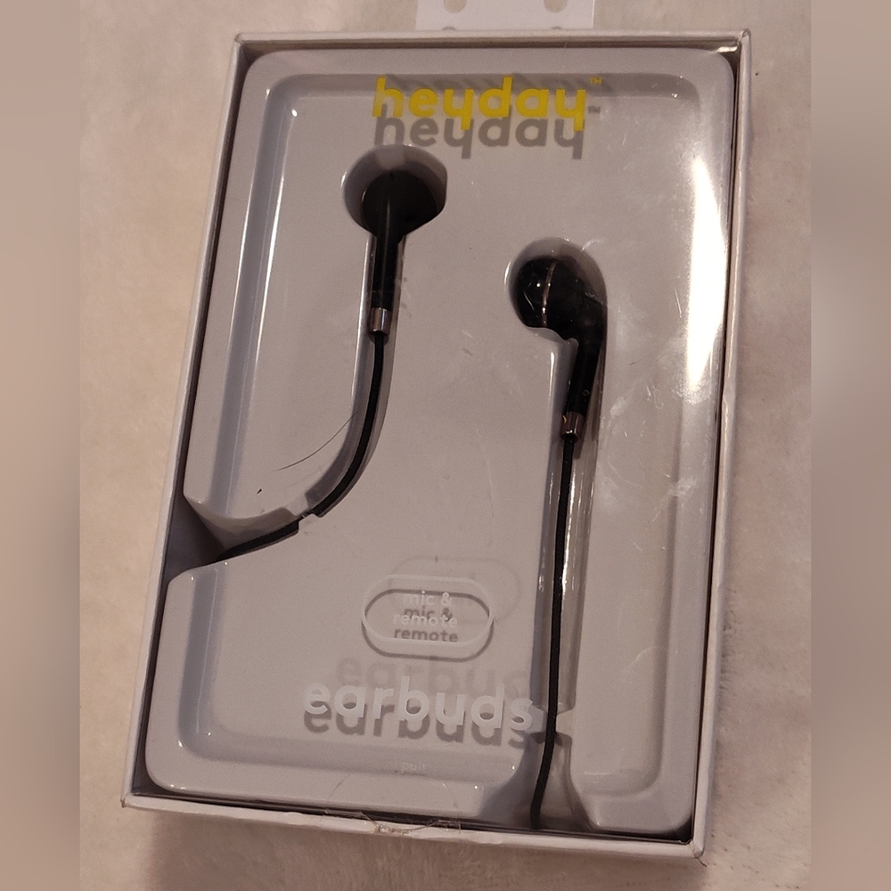 NEW! HeyDay Earbuds